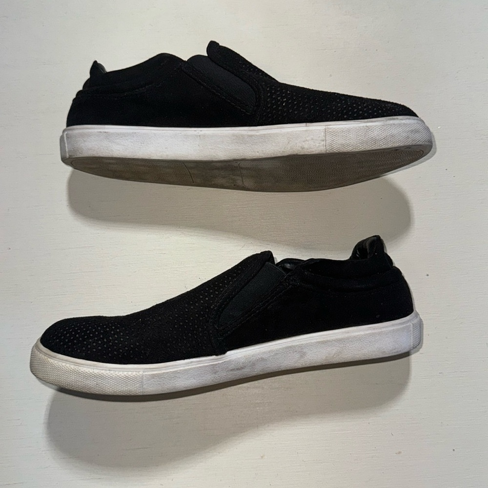Steve Madden Slip Ons